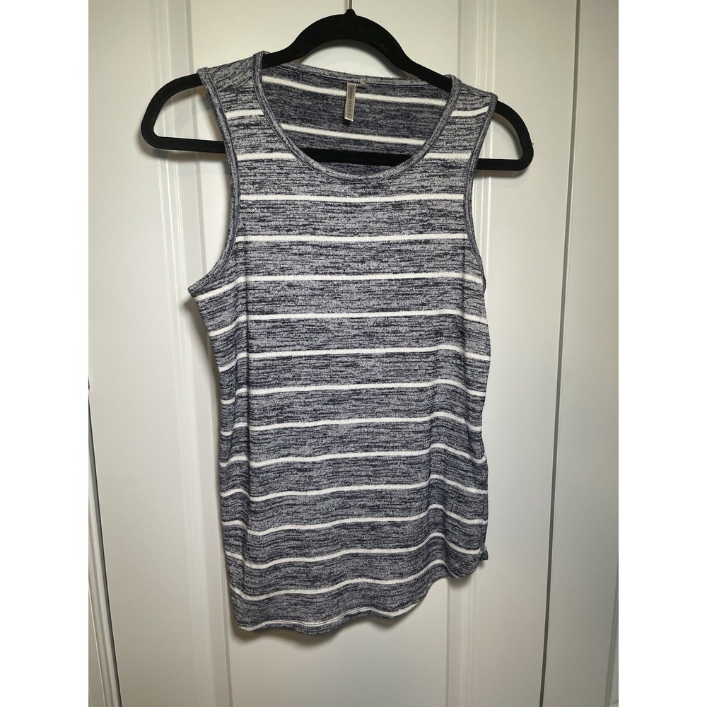 Banana Republic Size Medium Blue And White Tank‎ Top The Signature Tee